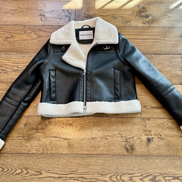 Stand Studio Cropped Black Lorelle Faux Shearling & Leather Jacket/ SMALL/*MINT - Picture 12 of 16